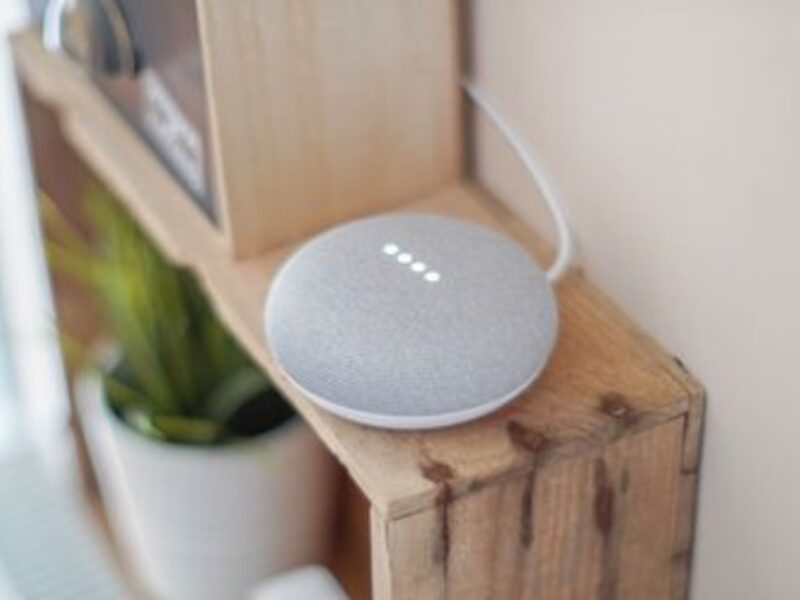 Smart Home Hub Speaker